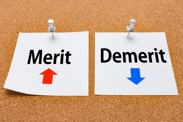 レンタル彼氏のメリットとデメリットをそれぞれ3個ずつご紹介した記事のアイキャッチ